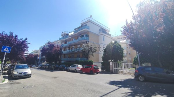appartamento in vendita a Roma in zona Gianicolense