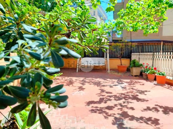 appartamento in vendita a Roma in zona Ostiense