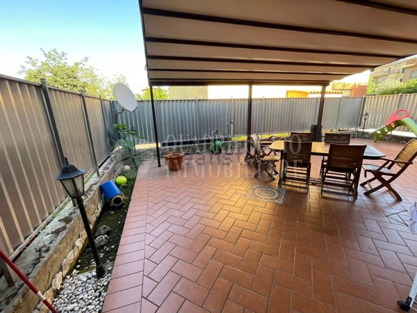 appartamento in vendita a Roma in zona Casal Morena