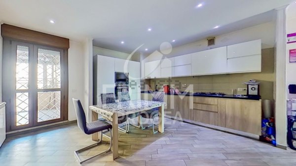 appartamento in vendita a Roma in zona Monte Sacro/Talenti