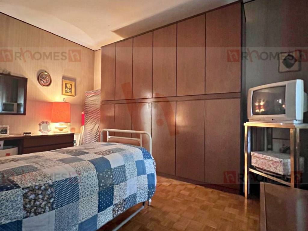 appartamento in vendita a Roma in zona Appio Claudio