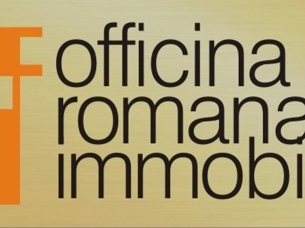 negozio in vendita a Roma in zona Rione Monti/Campitelli