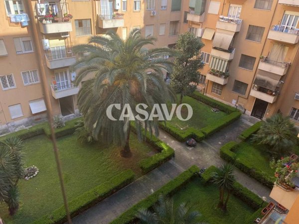 appartamento in vendita a Roma in zona Prenestino-Labicano