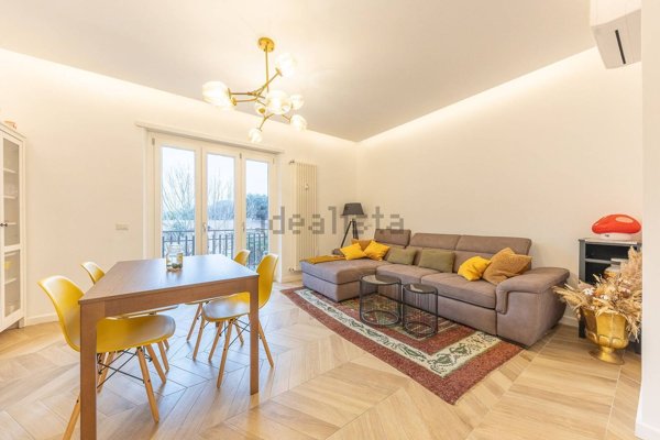 appartamento in vendita a Roma in zona Ostia