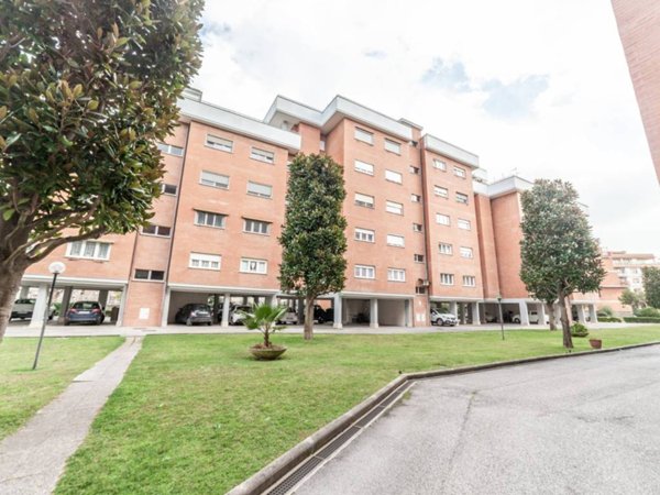 appartamento in vendita a Roma in zona Ostia