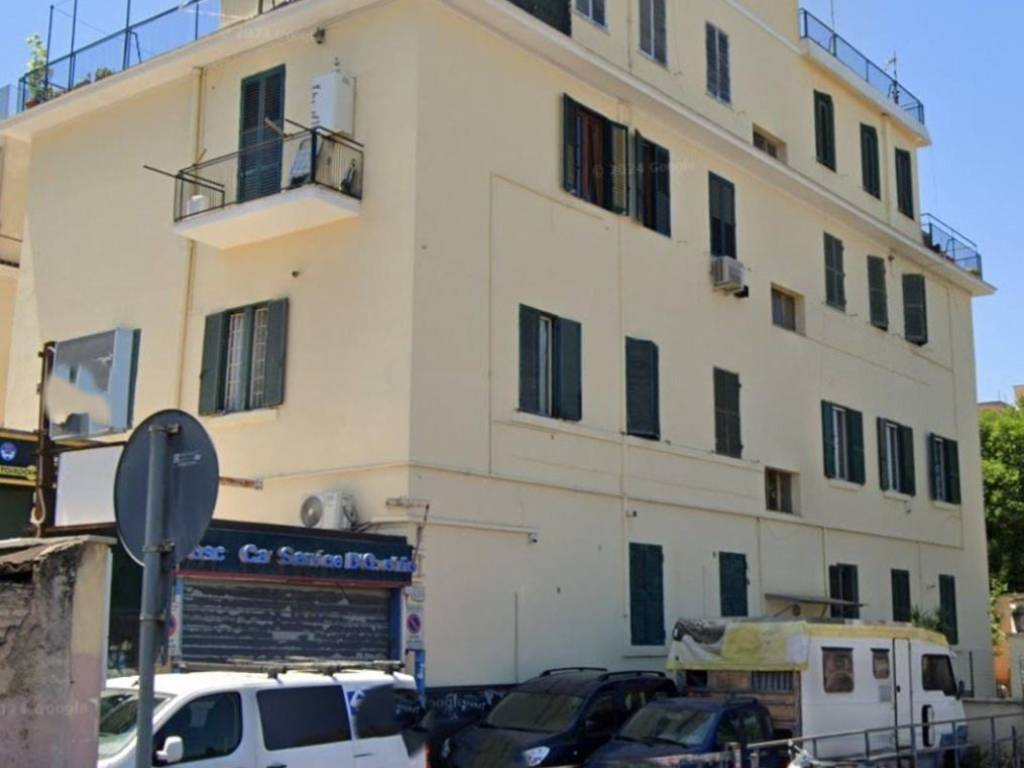 appartamento in vendita a Roma in zona Prenestino-Centocelle