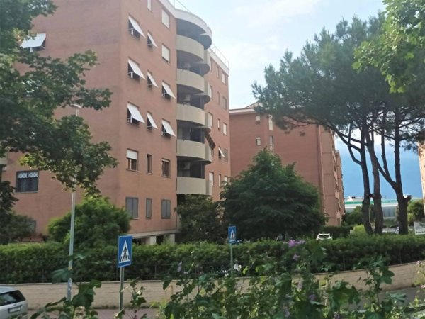 appartamento in vendita a Roma in zona Castel di Leva