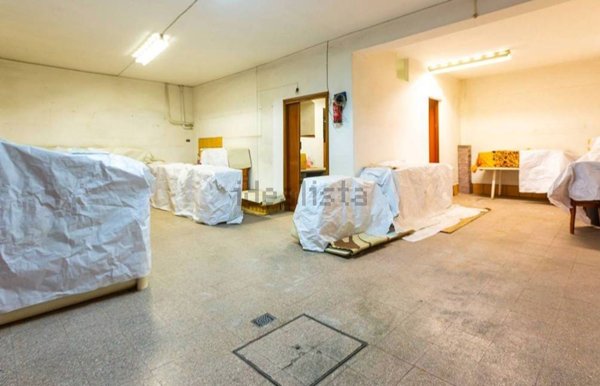 locale di sgombero in vendita a Roma in zona Collatino