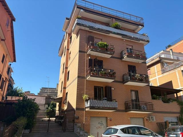 appartamento in vendita a Roma in zona Fidene
