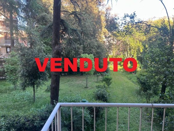 appartamento in vendita a Roma in zona Appio Latino