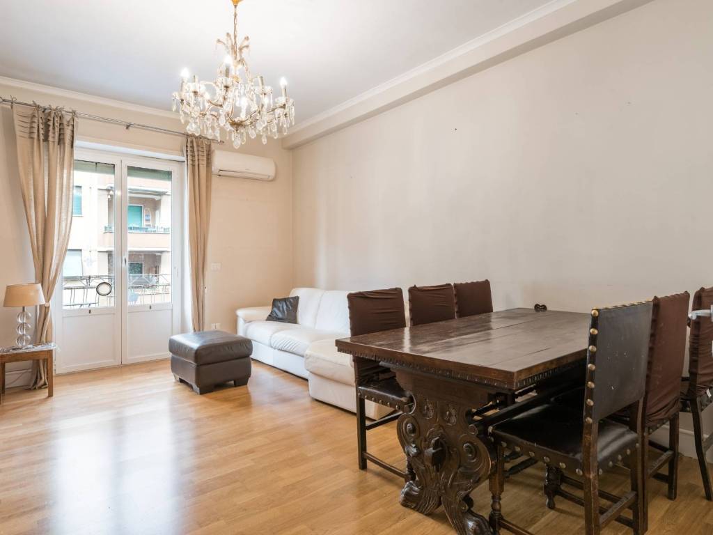 appartamento in vendita a Roma in zona Rione Prati