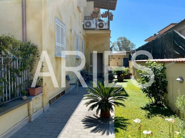 casa indipendente in vendita a Roma in zona Infernetto