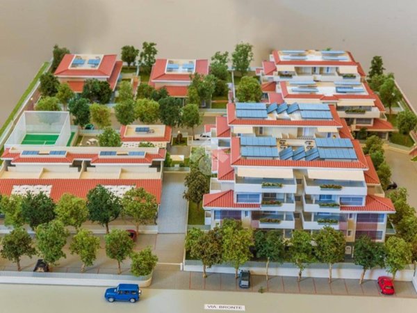 negozio in vendita a Roma in zona Finocchio