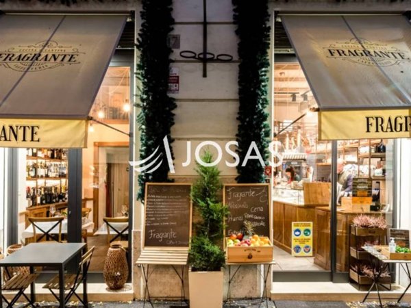 negozio in vendita a Roma in zona Della Vittoria