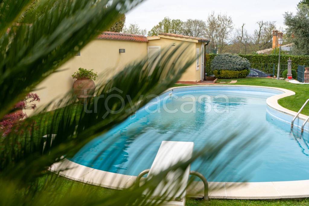 casa indipendente in vendita a Roma in zona Marcigliana