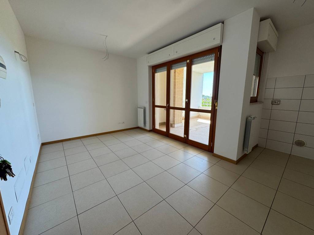 appartamento in vendita a Roma in zona Acilia