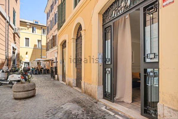 appartamento in vendita a Roma in zona Trastevere