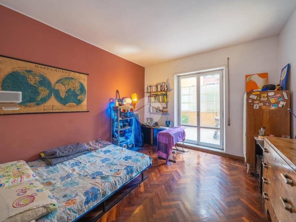 appartamento in vendita a Roma in zona Tuscolano