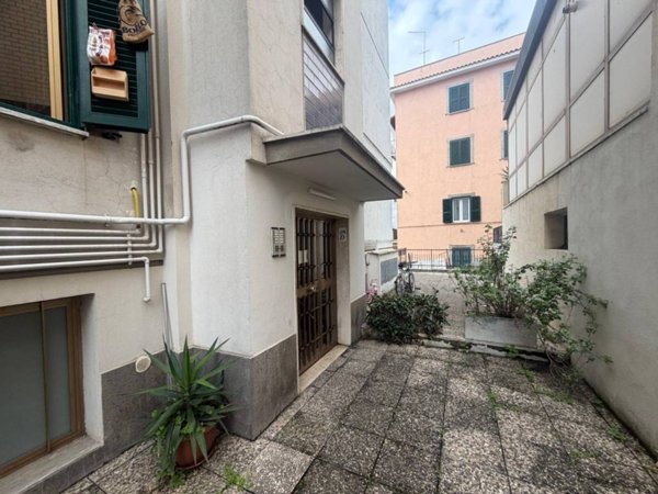 appartamento in vendita a Roma in zona Borghesiana