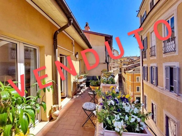 appartamento in vendita a Roma in zona Centro Storico