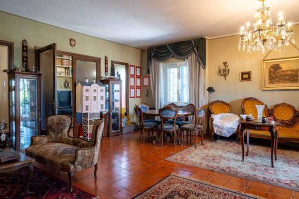 casa indipendente in vendita a Roma in zona Axa