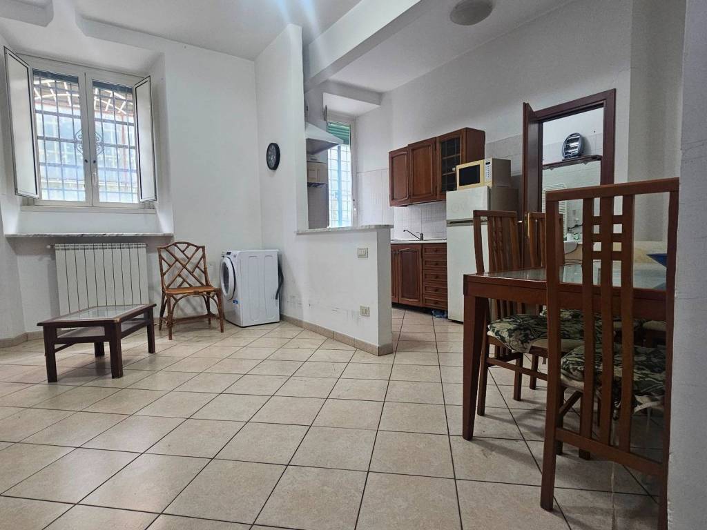 appartamento in vendita a Roma in zona Gianicolense