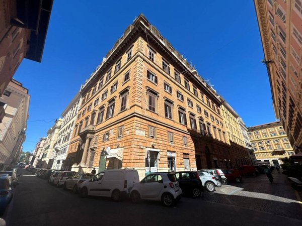 appartamento in vendita a Roma in zona Ludovisi/Sallustiano