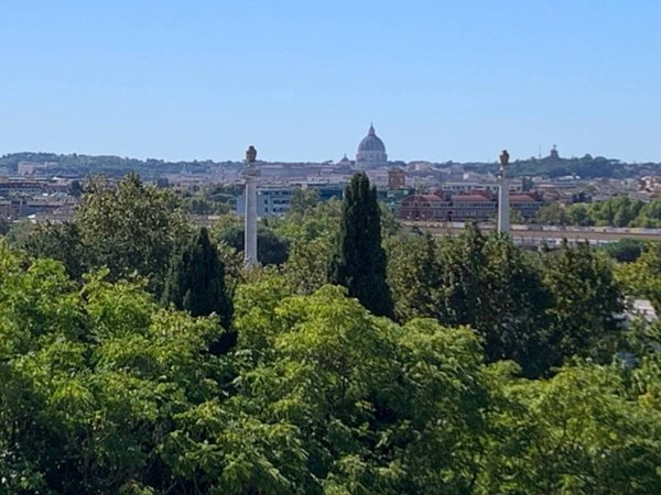 appartamento in vendita a Roma in zona Della Vittoria