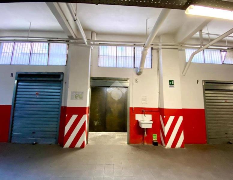ufficio in vendita a Roma in zona Don Bosco