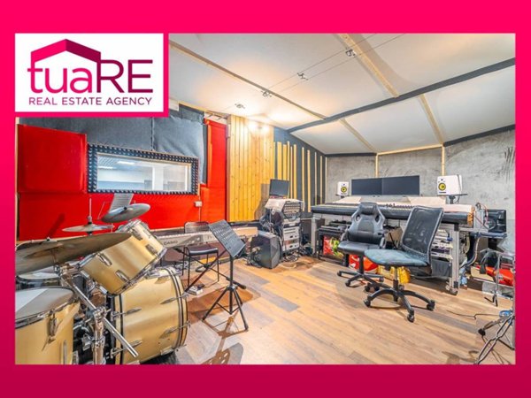 ufficio in vendita a Roma in zona Casalotti