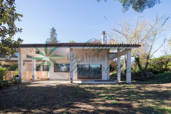 casa indipendente in vendita a Roma in zona Olgiata