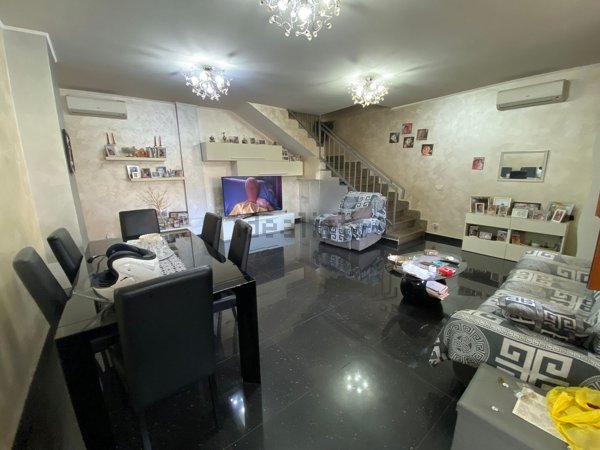 casa indipendente in vendita a Roma in zona Torrevecchia