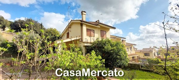 casa indipendente in vendita a Roma in zona Casal Morena