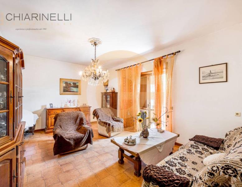 casa indipendente in vendita a Roma in zona Valle Santa