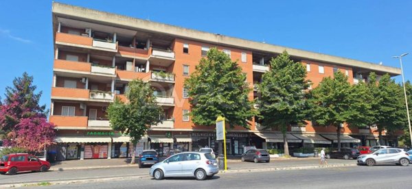 appartamento in vendita a Roma in zona Casal Palocco