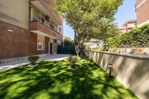 appartamento in vendita a Roma in zona Aurelio