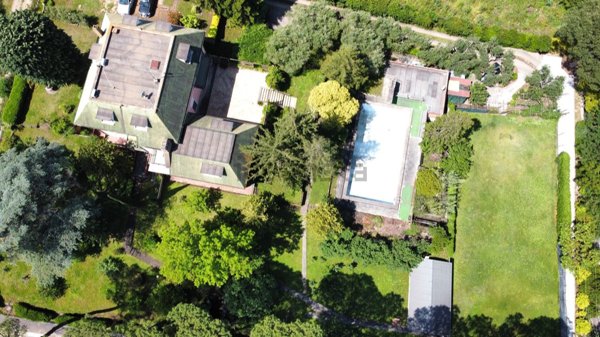 casa indipendente in vendita a Roma in zona Grottarossa