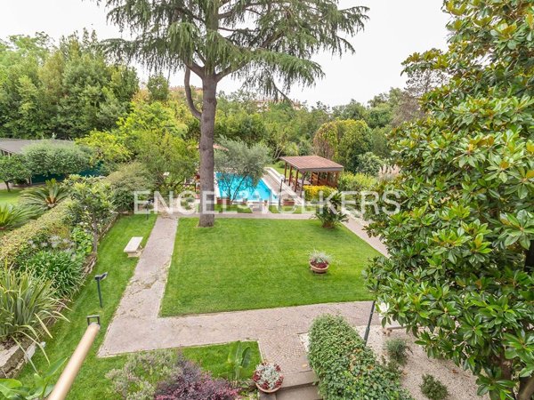 casa indipendente in vendita a Roma in zona Mostacciano