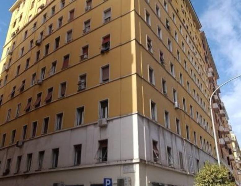 appartamento in vendita a Roma in zona Appio Latino