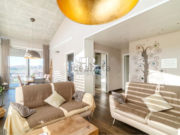 casa indipendente in vendita a Roma in zona EUR