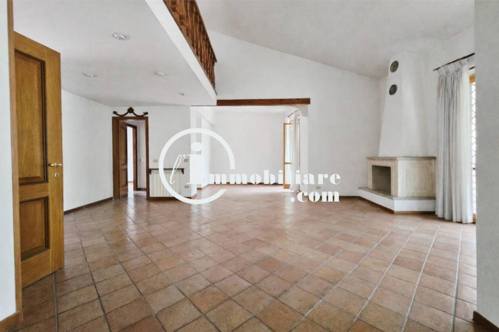 casa indipendente in vendita a Roma in zona Tor di Quinto