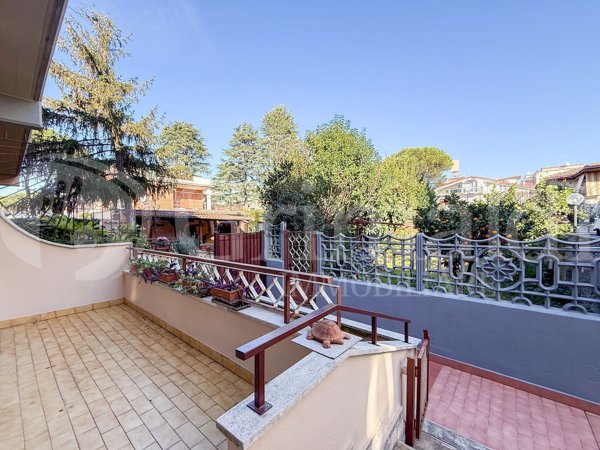 casa indipendente in vendita a Roma