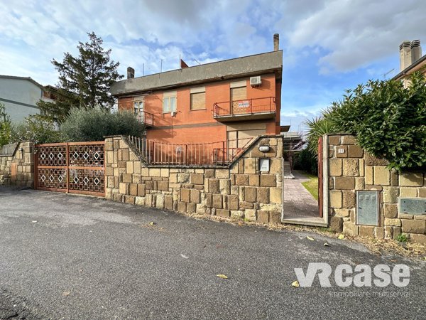 casa indipendente in vendita a Roma in zona Tor Vergata/Torrenova