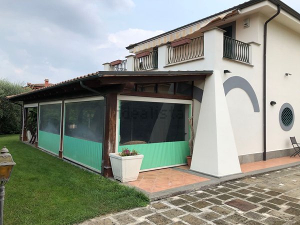 appartamento in vendita a Roma in zona Colle Prenestino