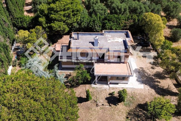 casa indipendente in vendita a Roma in zona Ardeatino