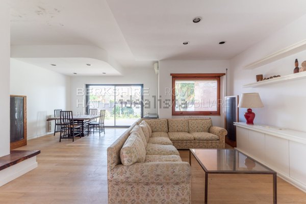 casa indipendente in vendita a Roma in zona Infernetto