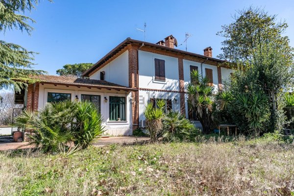 casa indipendente in vendita a Roma in zona Borghesiana