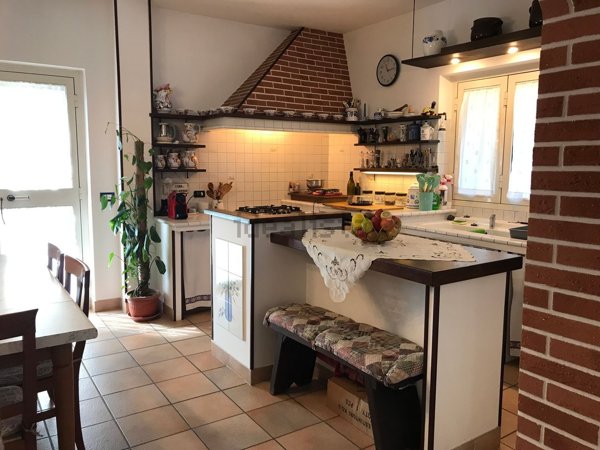 casa indipendente in vendita a Roma in zona Colle del Sole
