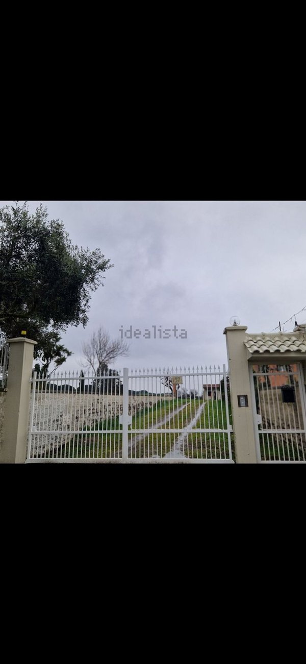 casa indipendente in vendita a Roma in zona Osteria Nuova