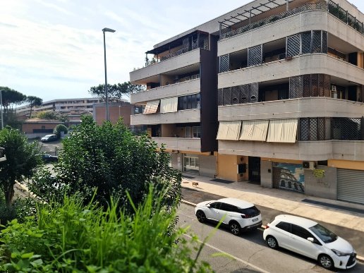 appartamento in vendita a Roma in zona Vitinia